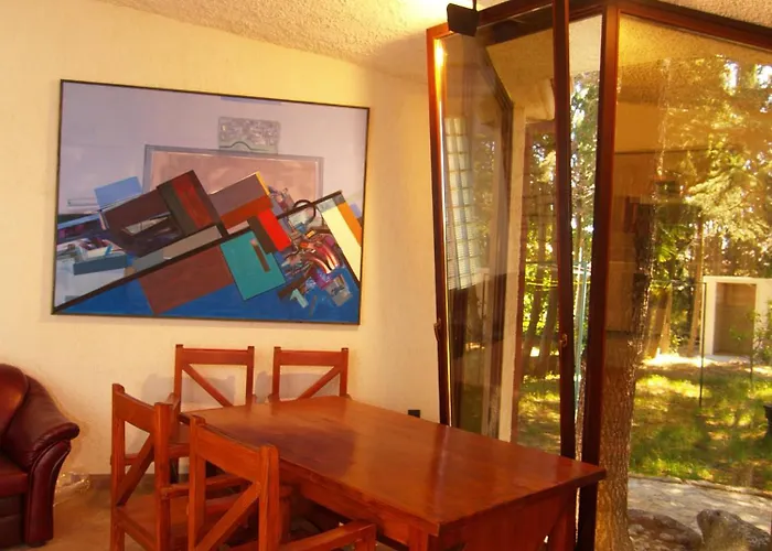 Apartment Art Opacic *