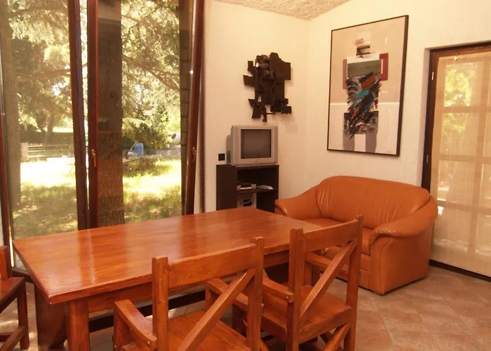 Art Opacic Apartment *